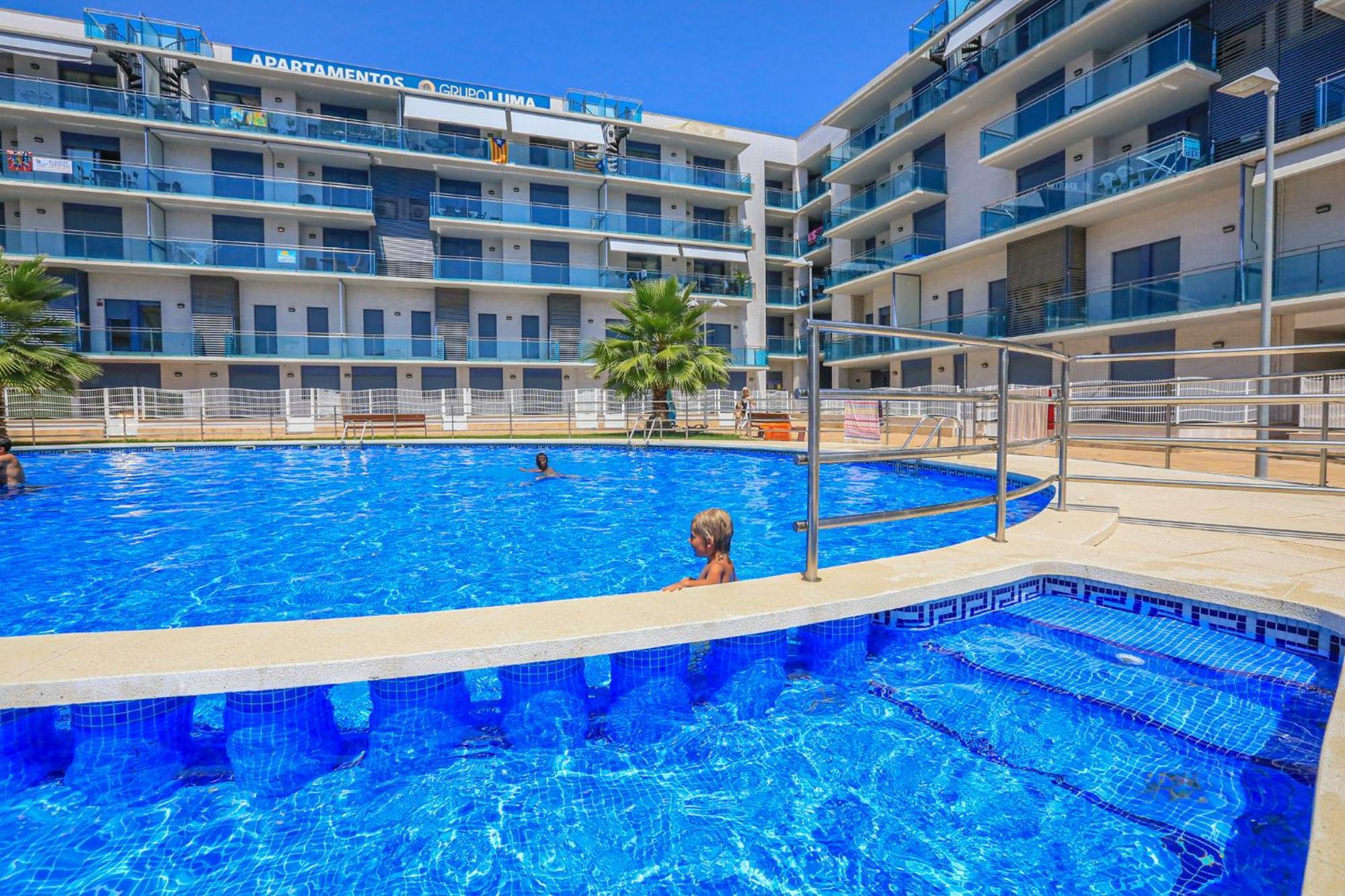 Augusta Litoral - Only Families Apartment Cambrils Bagian luar foto