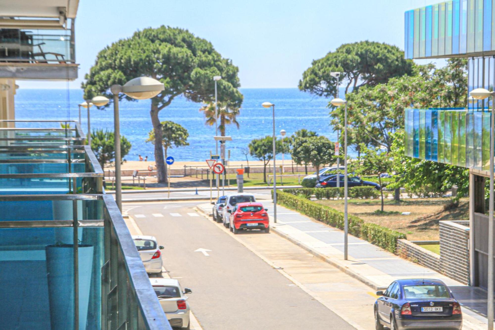Augusta Litoral - Only Families Apartment Cambrils Bagian luar foto