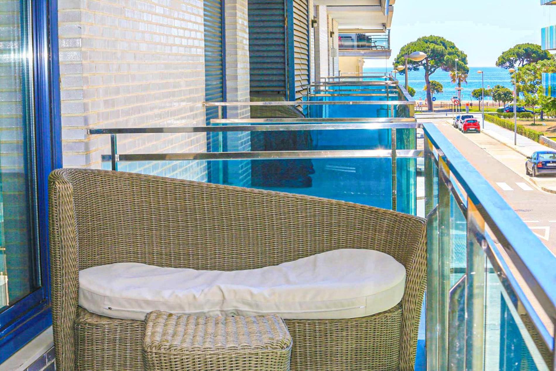 Augusta Litoral - Only Families Apartment Cambrils Bagian luar foto